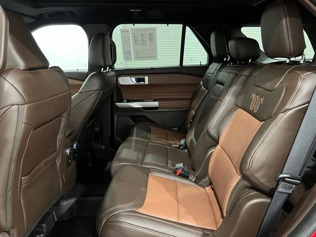 Used 2022 Red Ford King Ranch image 21