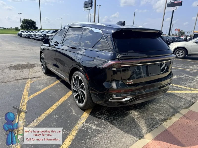 Used 2024 Black Metallic Lincoln Black Label image 3