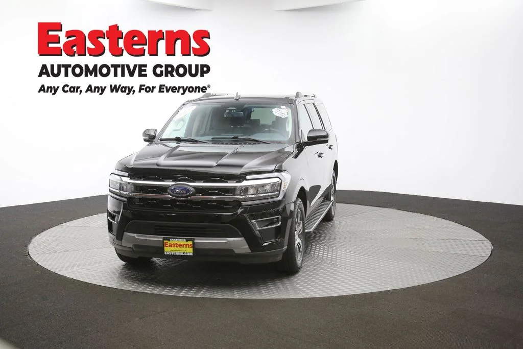 Used 2023 Black Ford Limited image 54