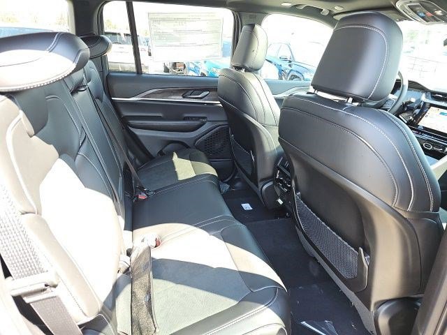 New 2026 Baltic Gray Metallic Clearcoat Jeep Laredo Altitude image 15
