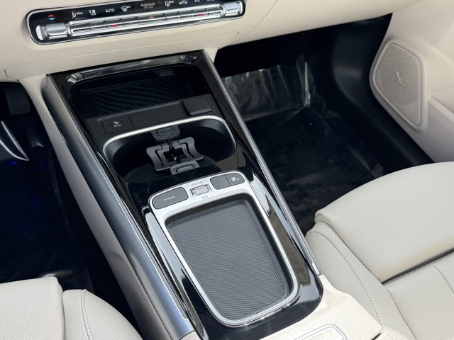 New 2026 Cirrus Silver Metallic Mercedes-Benz GLA 250 image 10