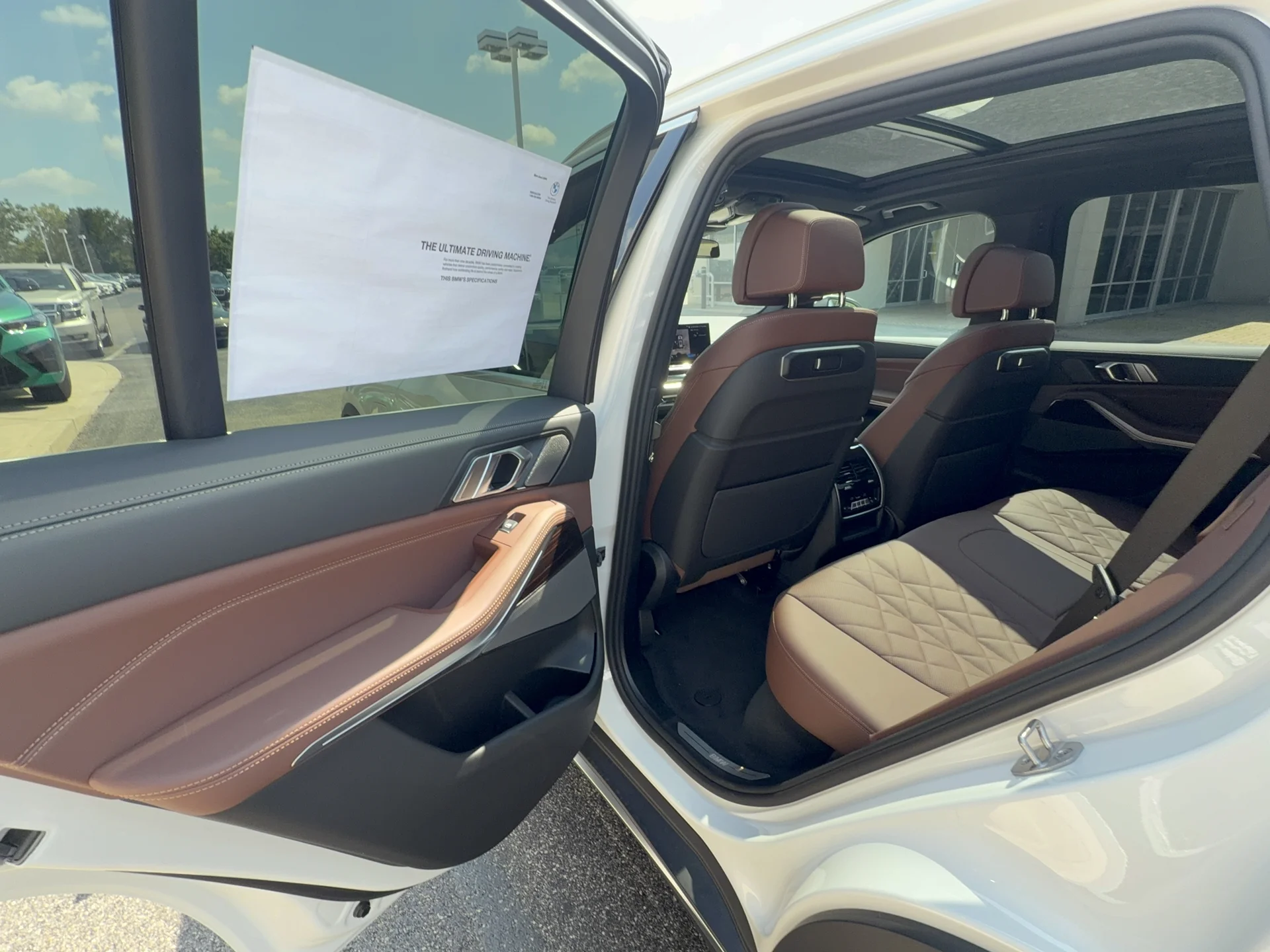 New 2026 Alpine White BMW xDrive50e image 25