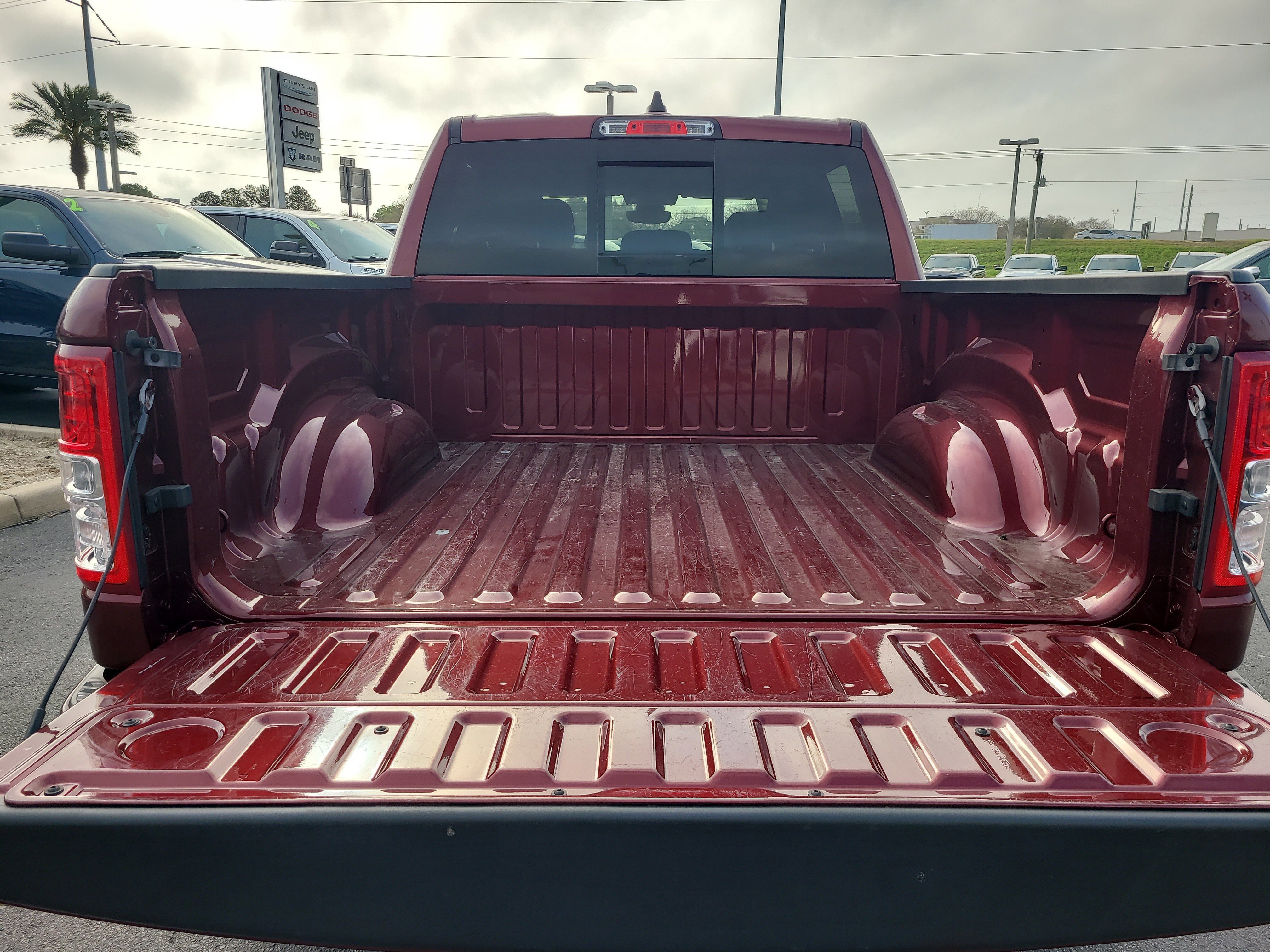 Used 2022 Delmonico Red Pearlcoat Ram Big Horn image 7