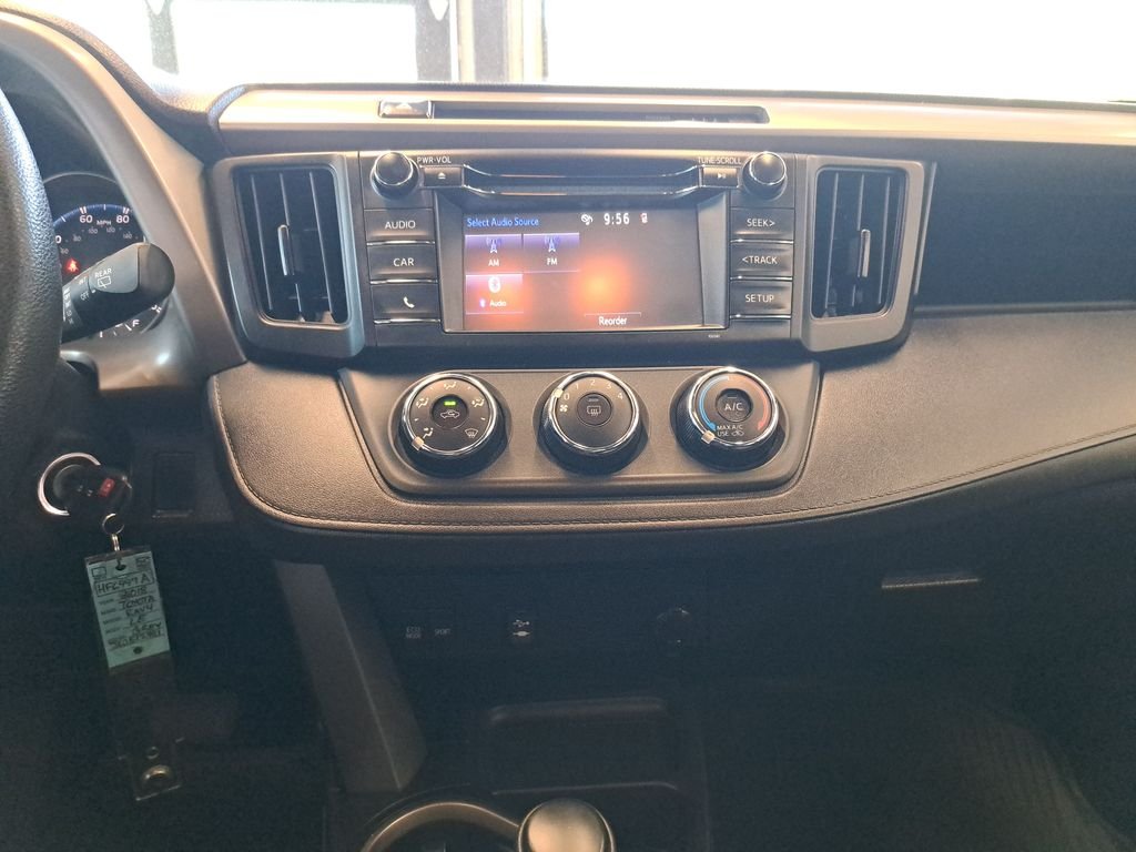 Used 2018 Gray Toyota LE image 22