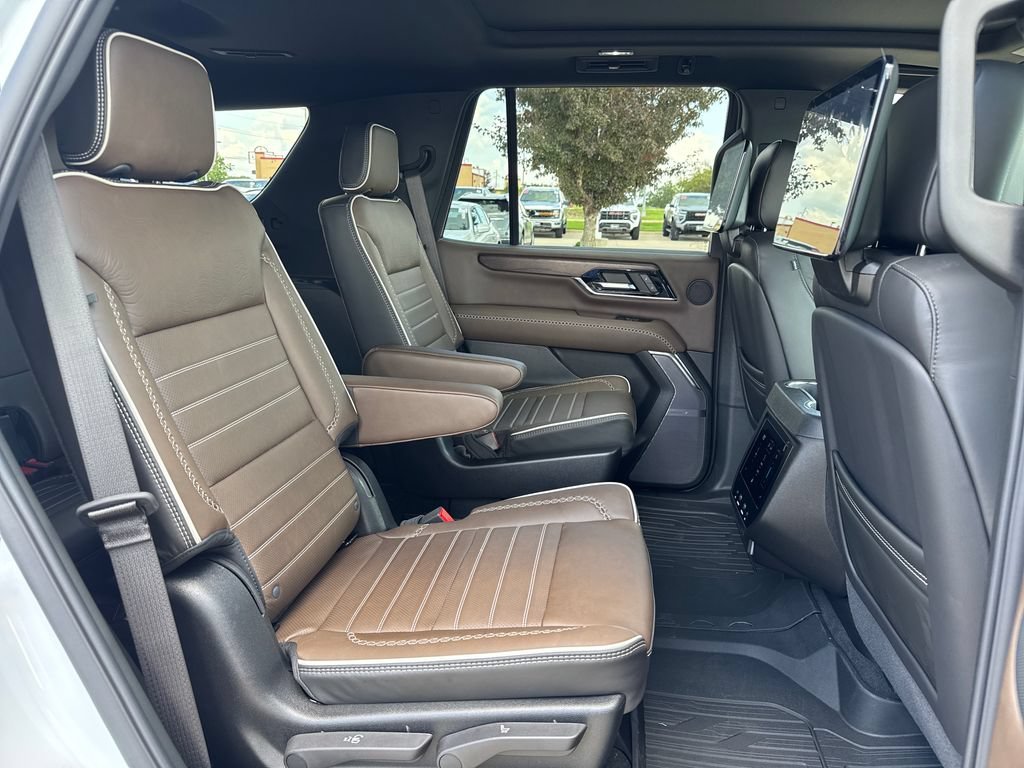 2026 GMC Yukon Denali Ultimate - Photo 51