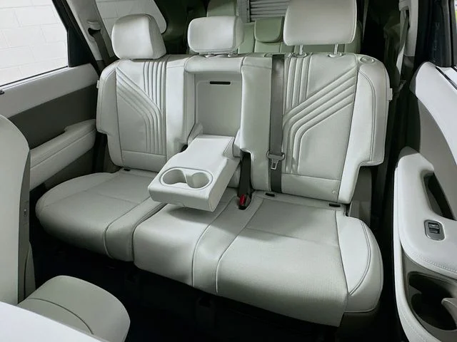 New 2026 Gray Hyundai SEL image 11