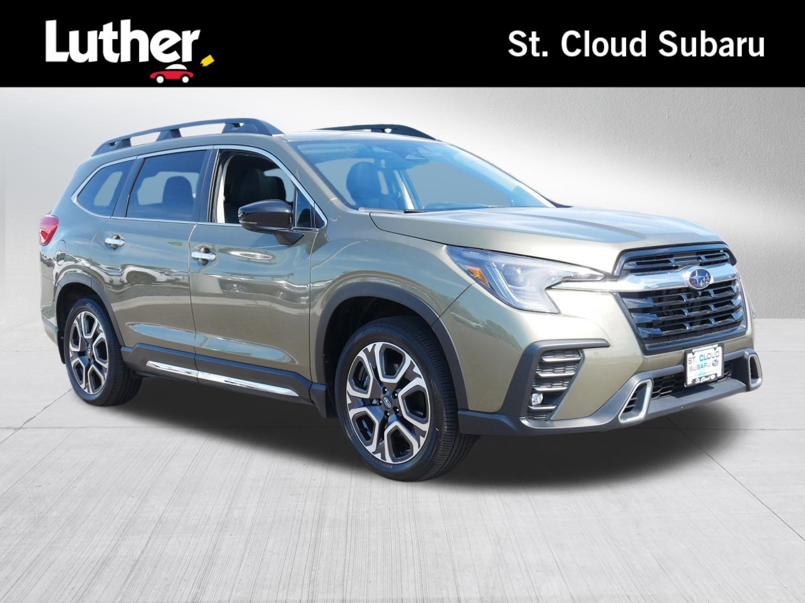 2024 Subaru Ascent Touring's photo