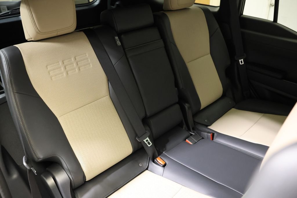2025 Lexus GX Overtrail - Photo 47
