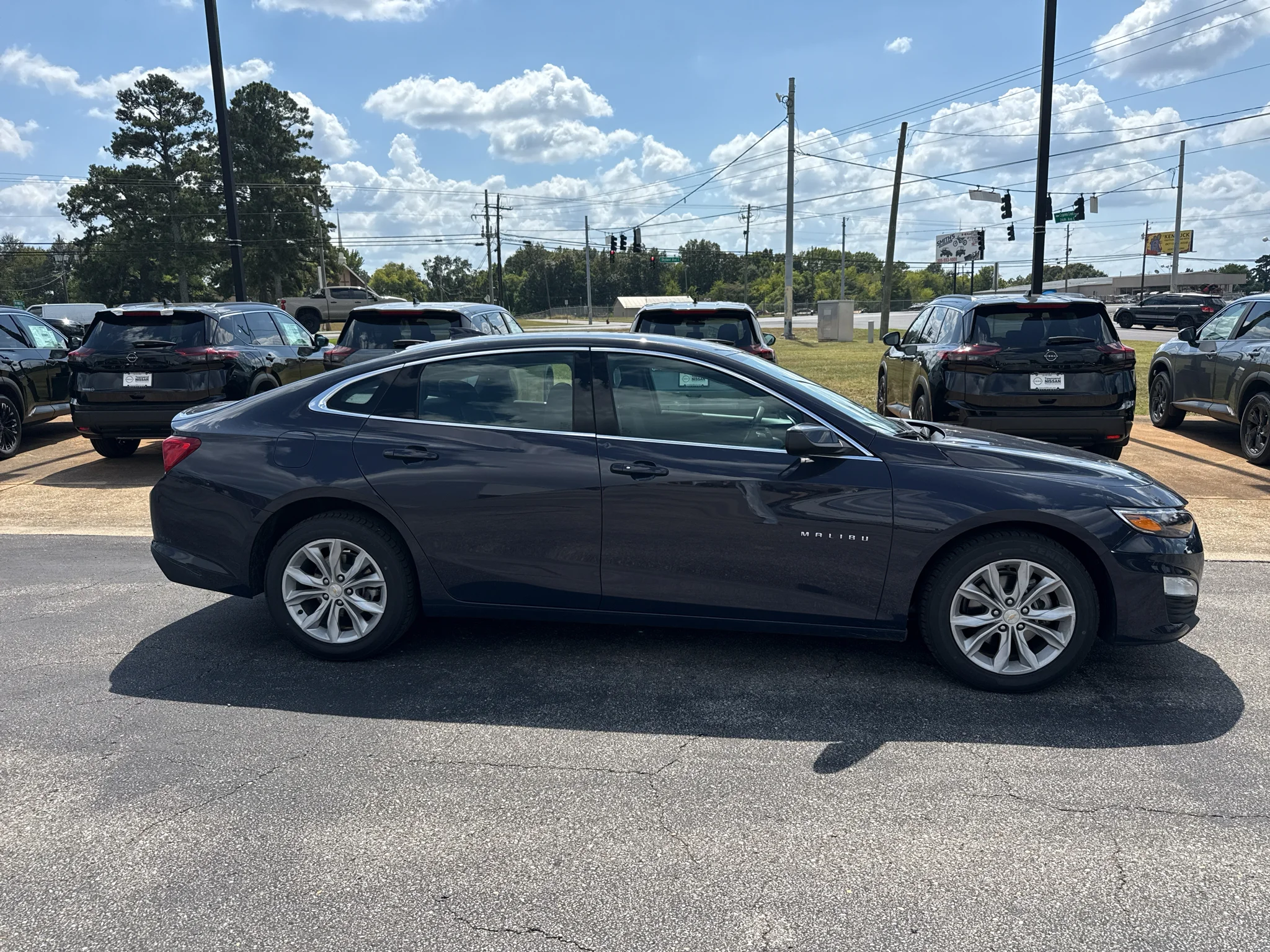 Used 2025 Night Shade Metallic Chevrolet LT image 8