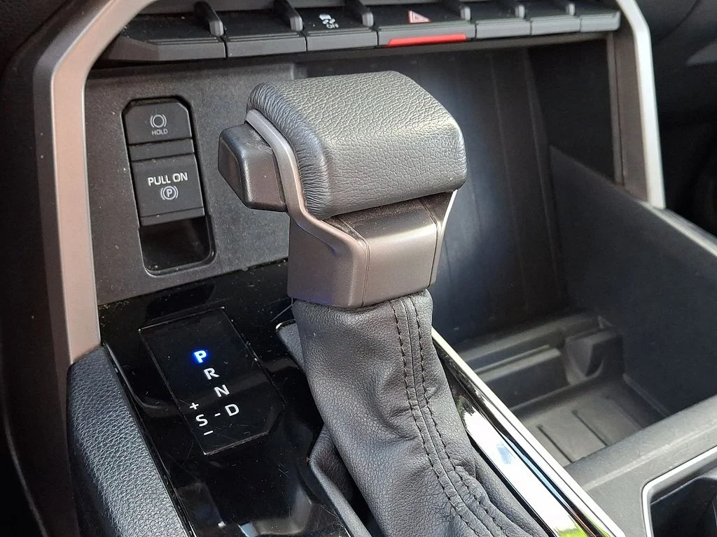 2024 Toyota Tundra SR5 - Photo 13