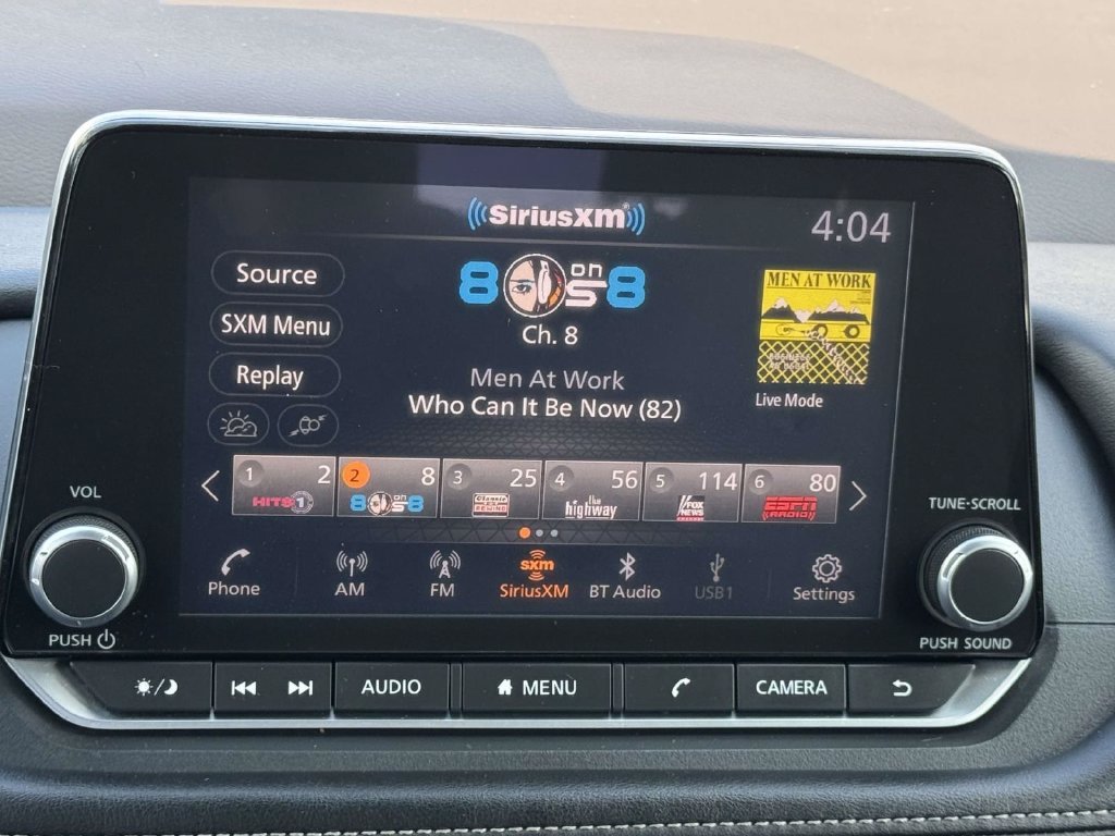 Used 2023 Gray Nissan SV image 3
