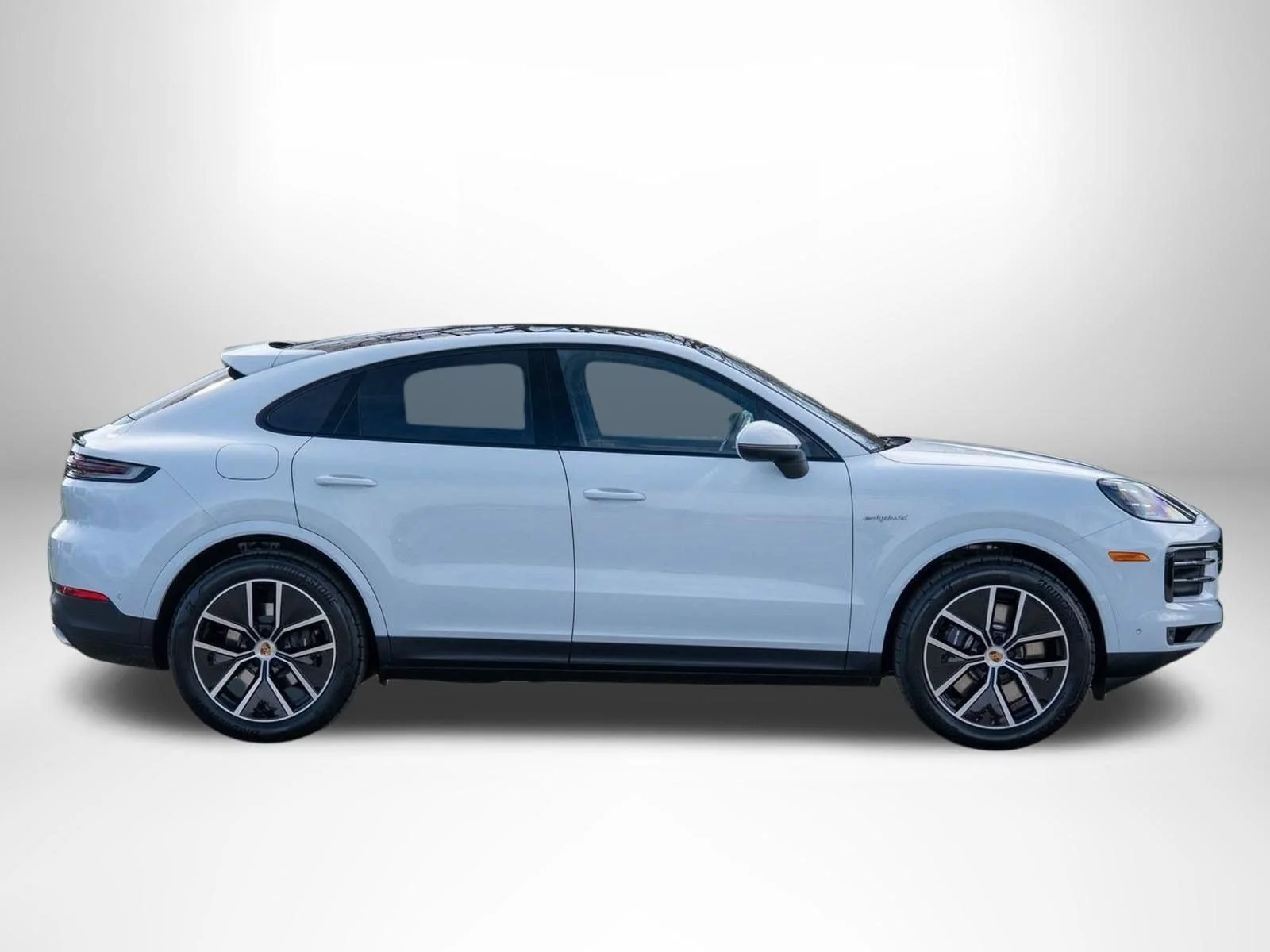 2026 Porsche Cayenne Coup E-Hybrid - Photo 9