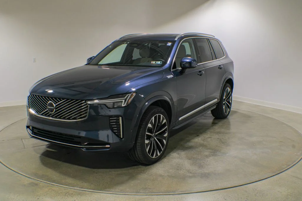 2026 Volvo XC90 B6 Plus Bright 7-Seater 4WD's photo