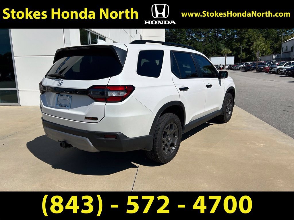 Used 2025 White Honda TrailSport image 7