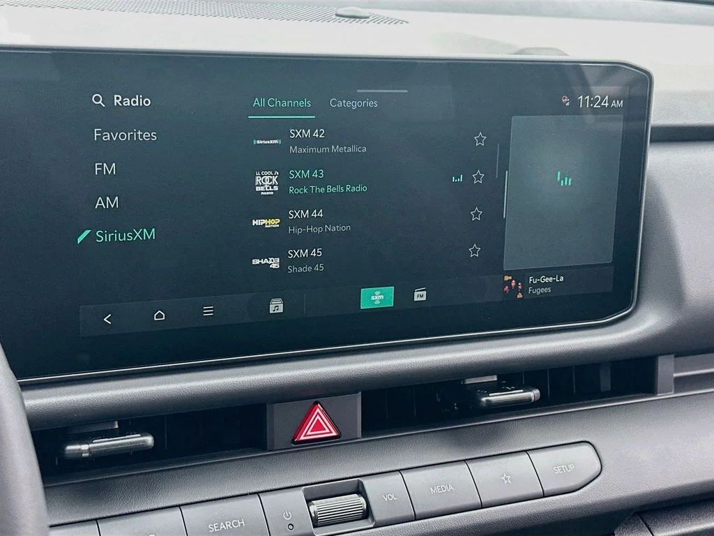 New 2027 Terrain Brown / Black Roof Kia X-Line image 14