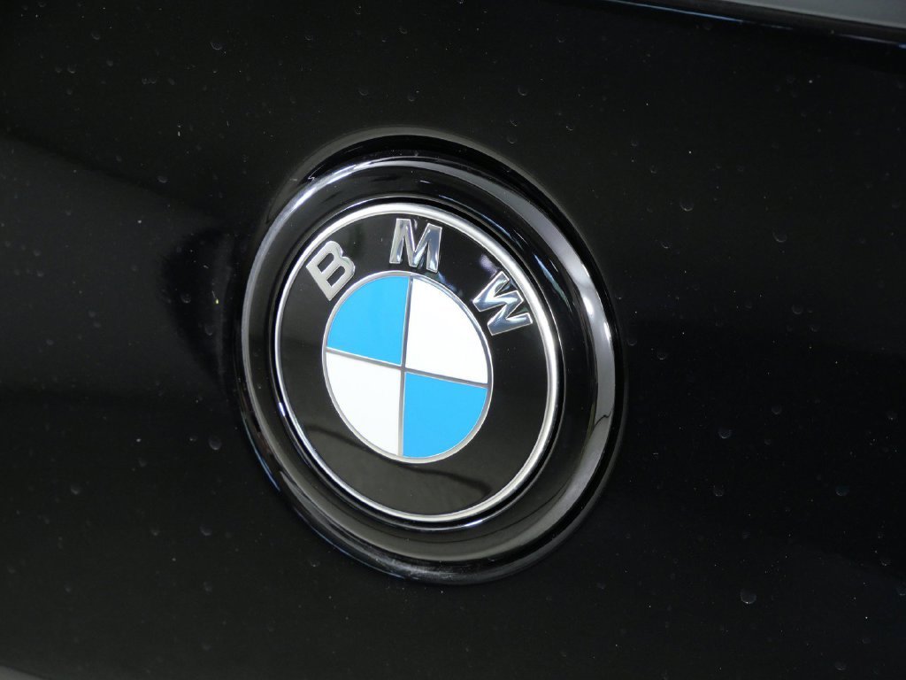 New 2027 Black Sapphire Metallic BMW xDrive28i image 11