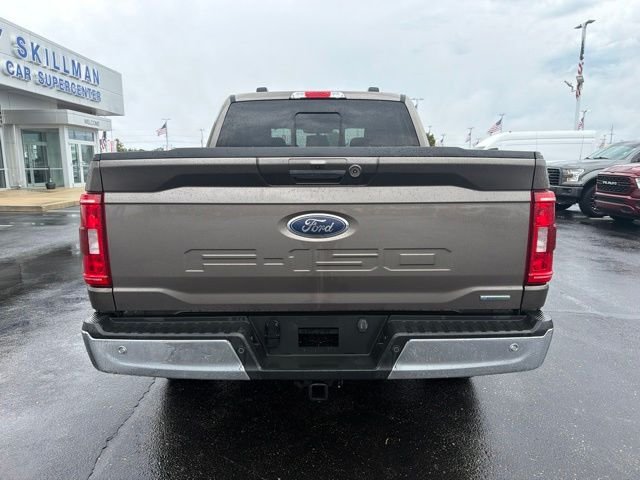 Used 2023 Gray Ford XLT image 4