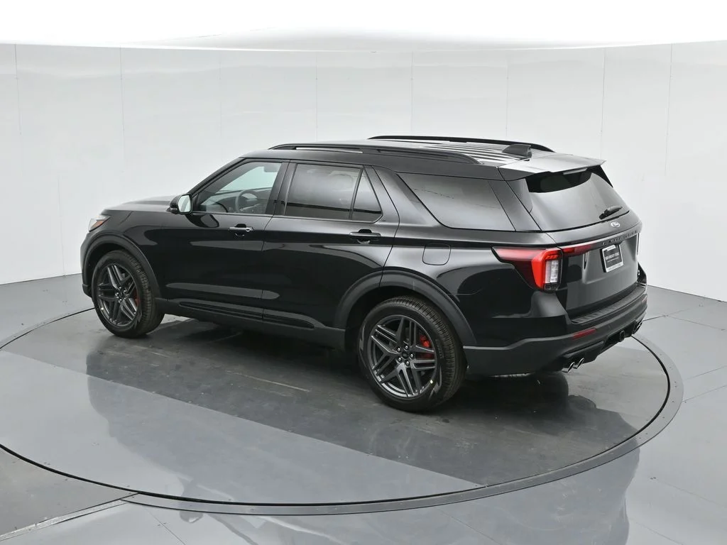 New 2026 Agate Black Metallic Ford ST image 26