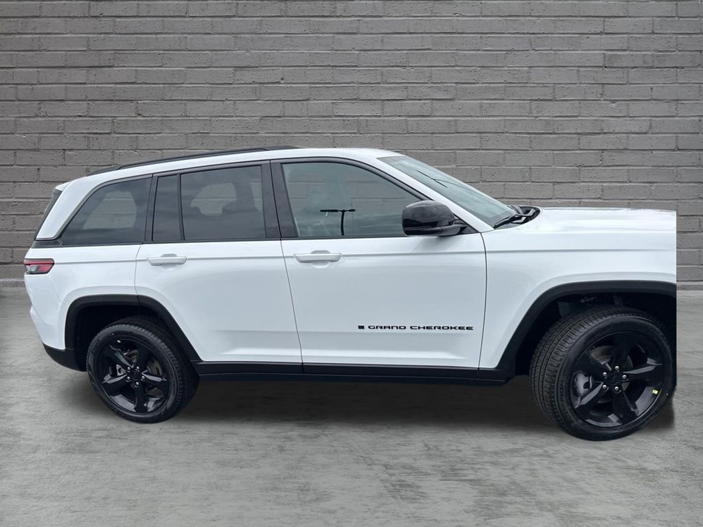 New 2026 Bright White Clearcoat Jeep Limited image 9