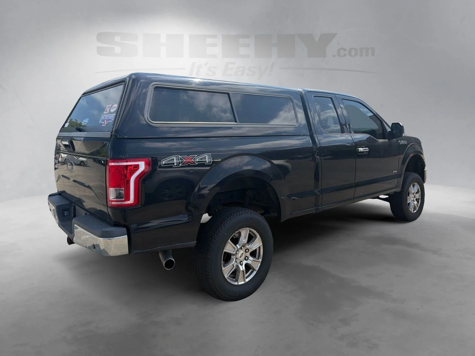 Used 2017 Shadow Black Ford XLT image 11