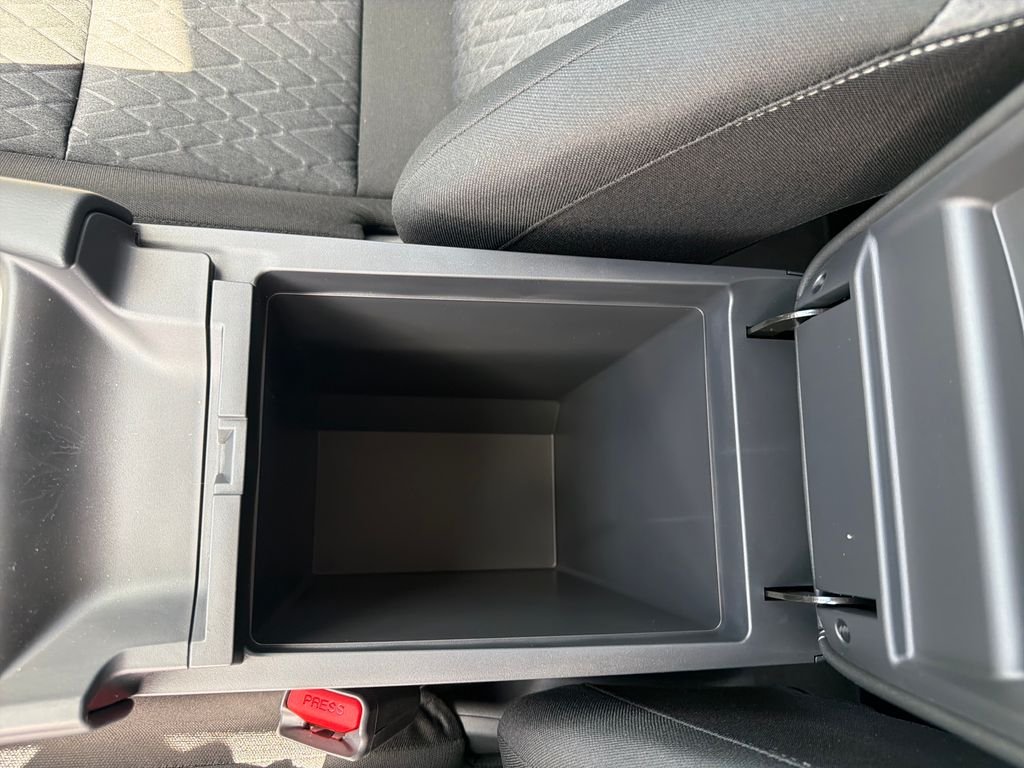 New 2026 Nissan Sentra SV 4D Sedan