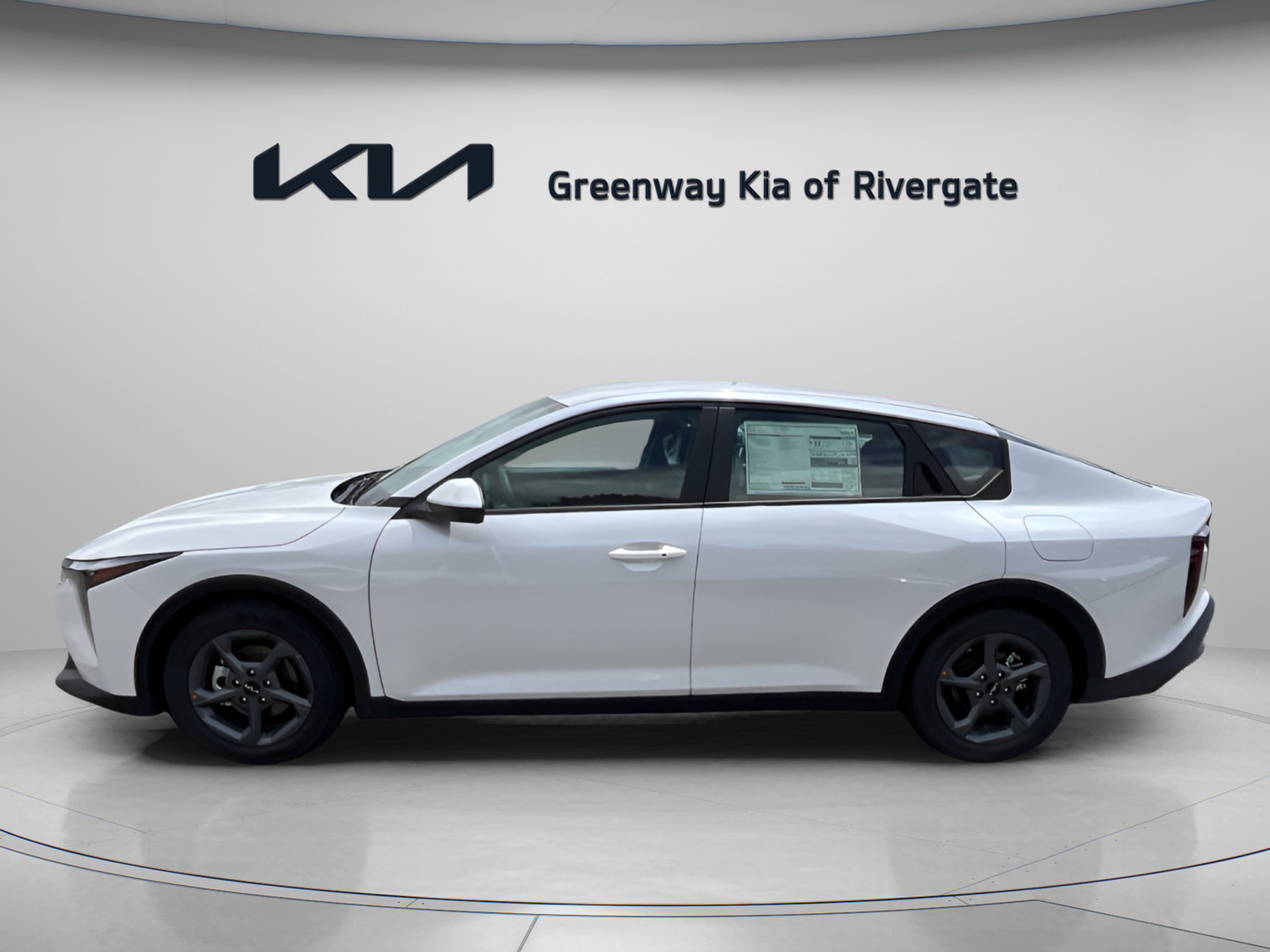 New 2026 Snow White Pearl Kia LXS image 4