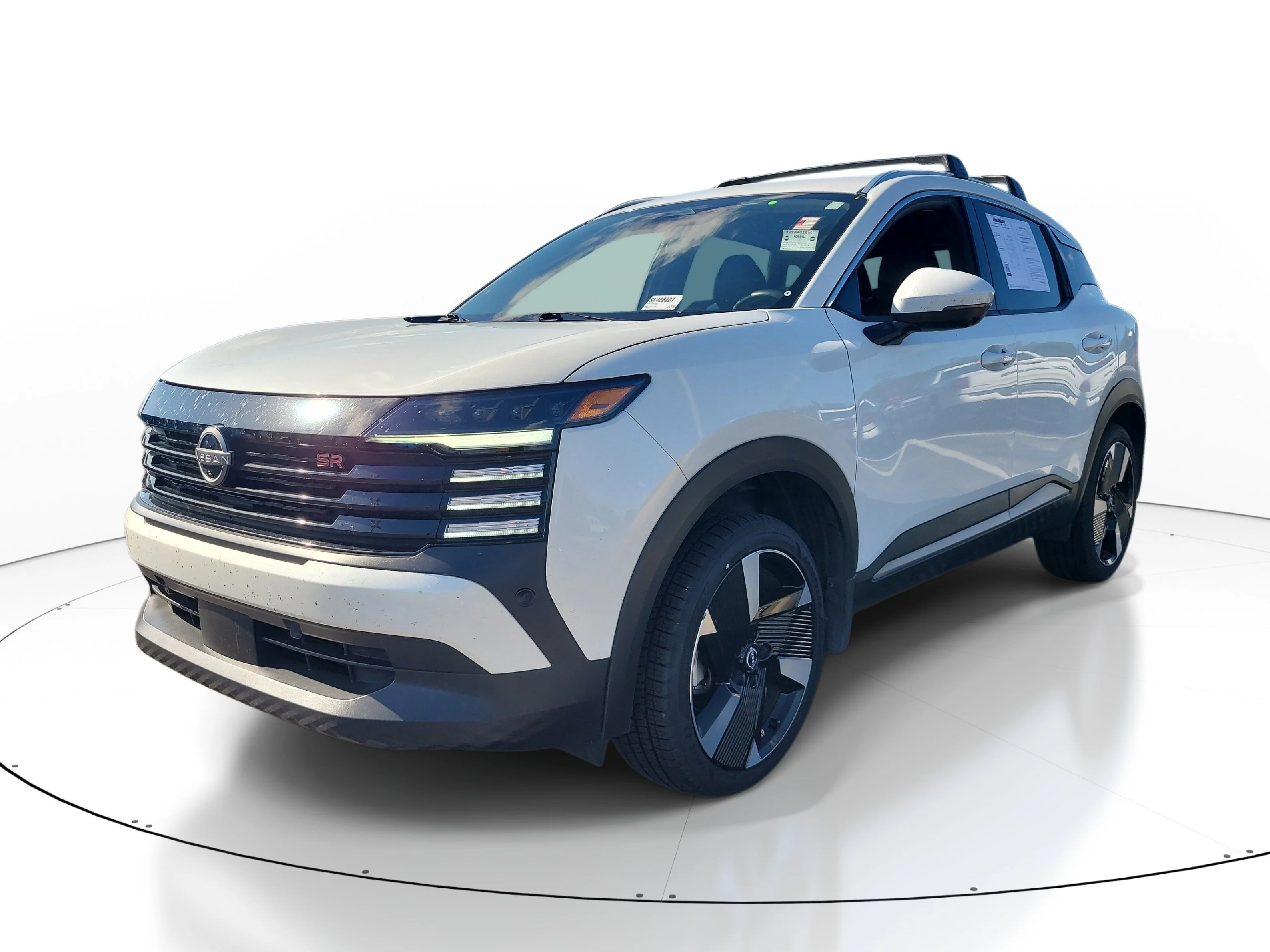 Used 2025 Aspen White Tricoat Nissan SR image 3