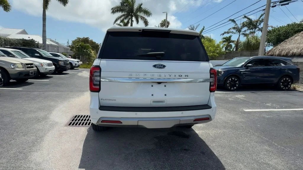 Used 2024 White Ford Platinum image 7