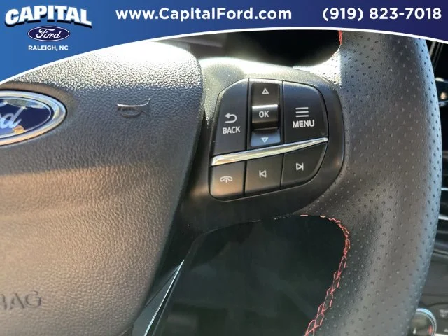 Used 2025 Gray Ford ST-Line image 23