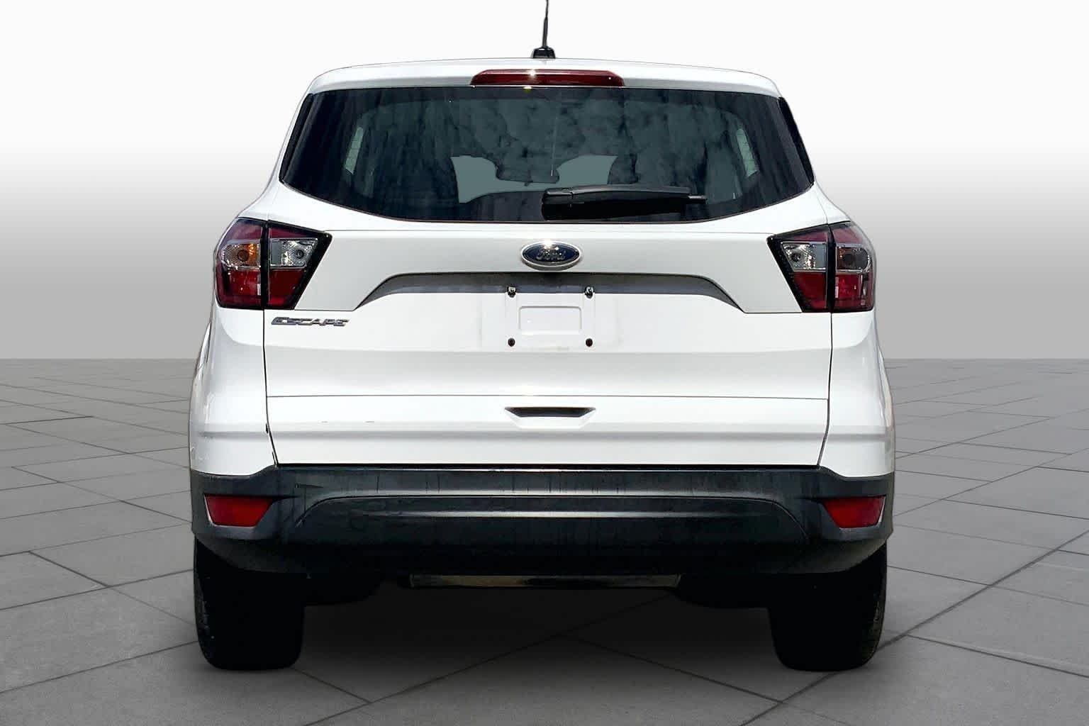 Used 2017 Oxford White Ford S image 5