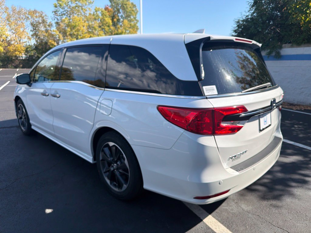 2024 Honda Odyssey Elite - Photo 3
