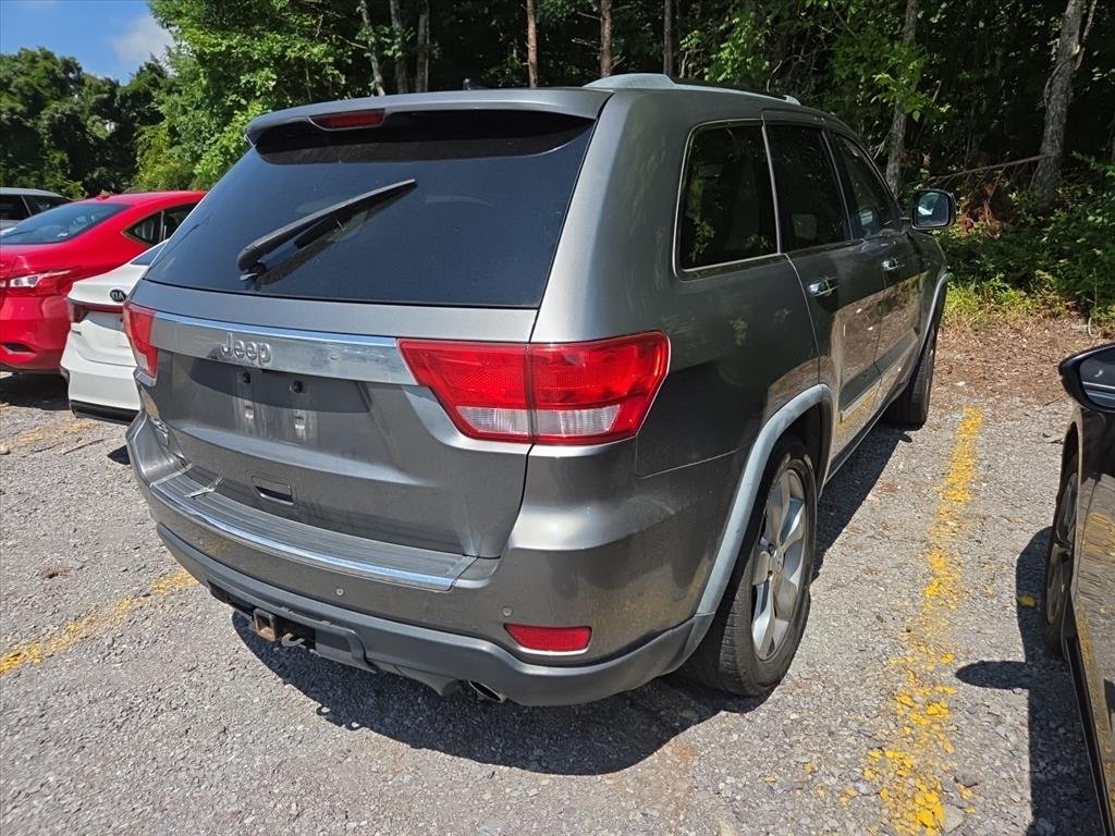 Used 2011 Gray Jeep Overland image 4