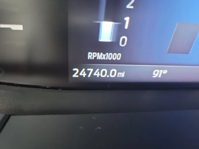 Used 2025 Red Ford Active image 33