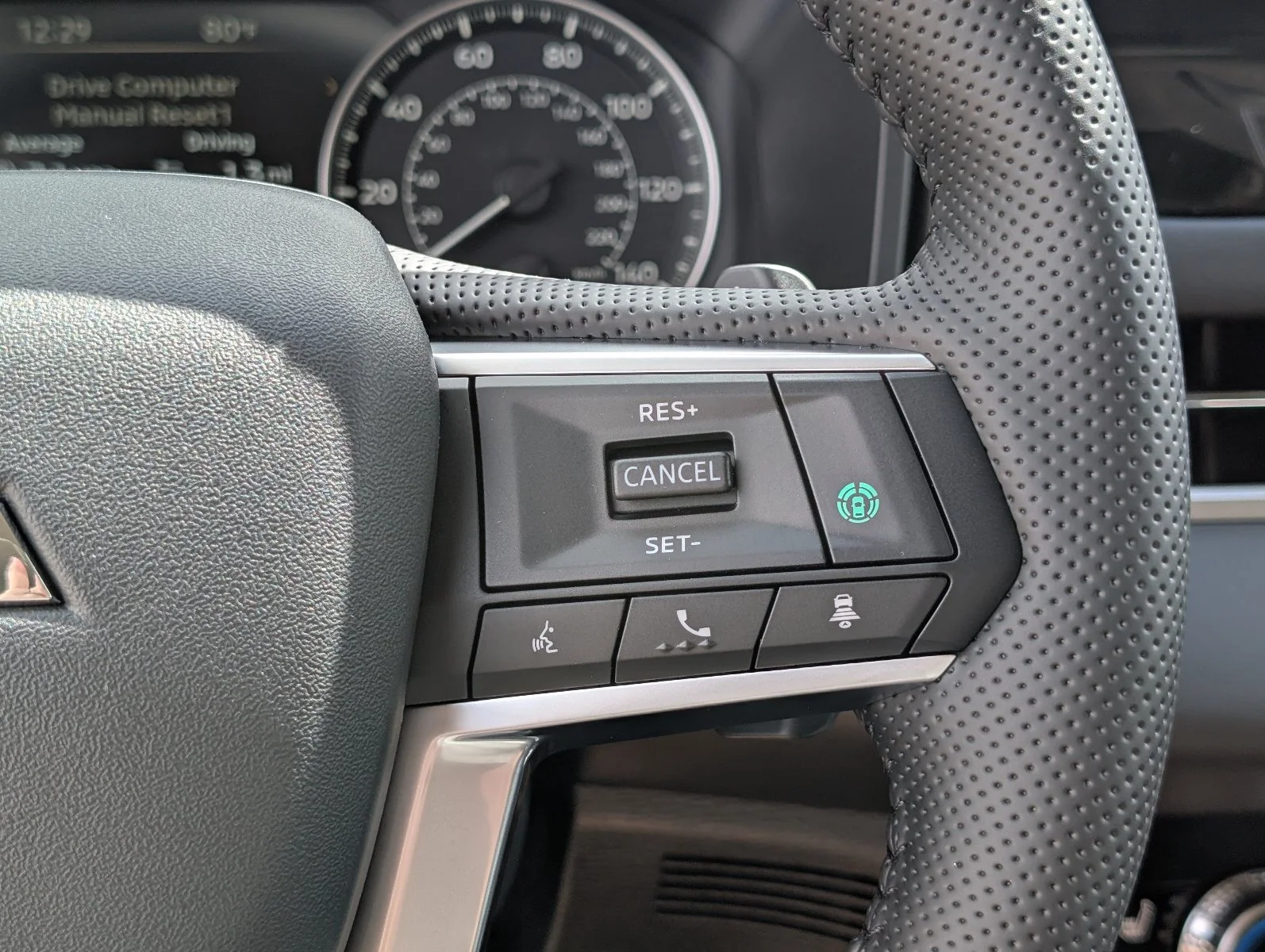 New 2026 Gray Mitsubishi SE 1.5T 2WD image 27