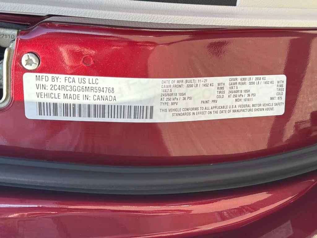 Used 2021 Red Chrysler Limited image 30