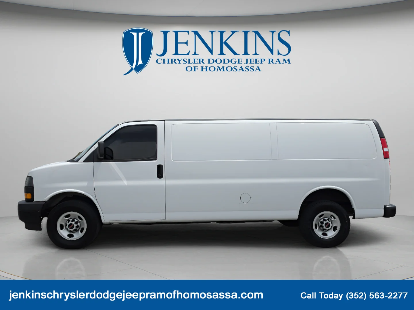 Used 2023 Summit White GMC Work Van image 8