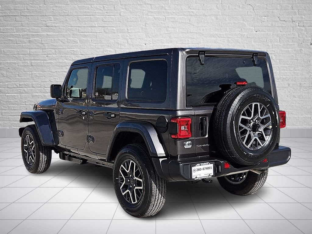New 2026 Granite Crystal Metallic Clear-Coat Exterior Paint Jeep Sahara image 3