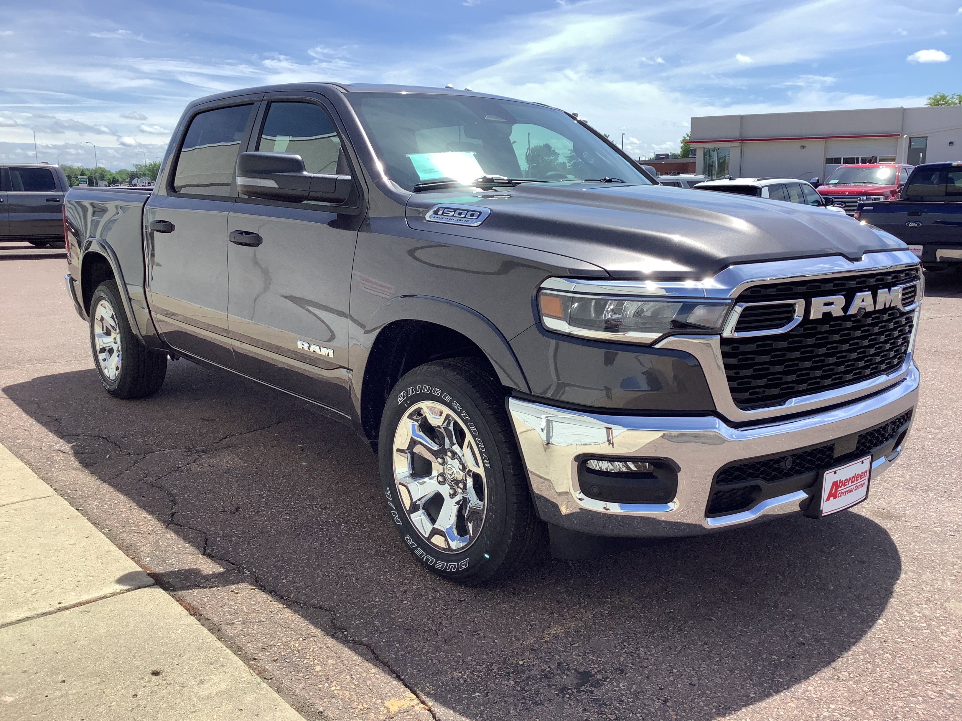 New 2026 Granite Crystal Metallic Clear-Coat Exterior Paint RAM Big Horn/Lone Star image 4
