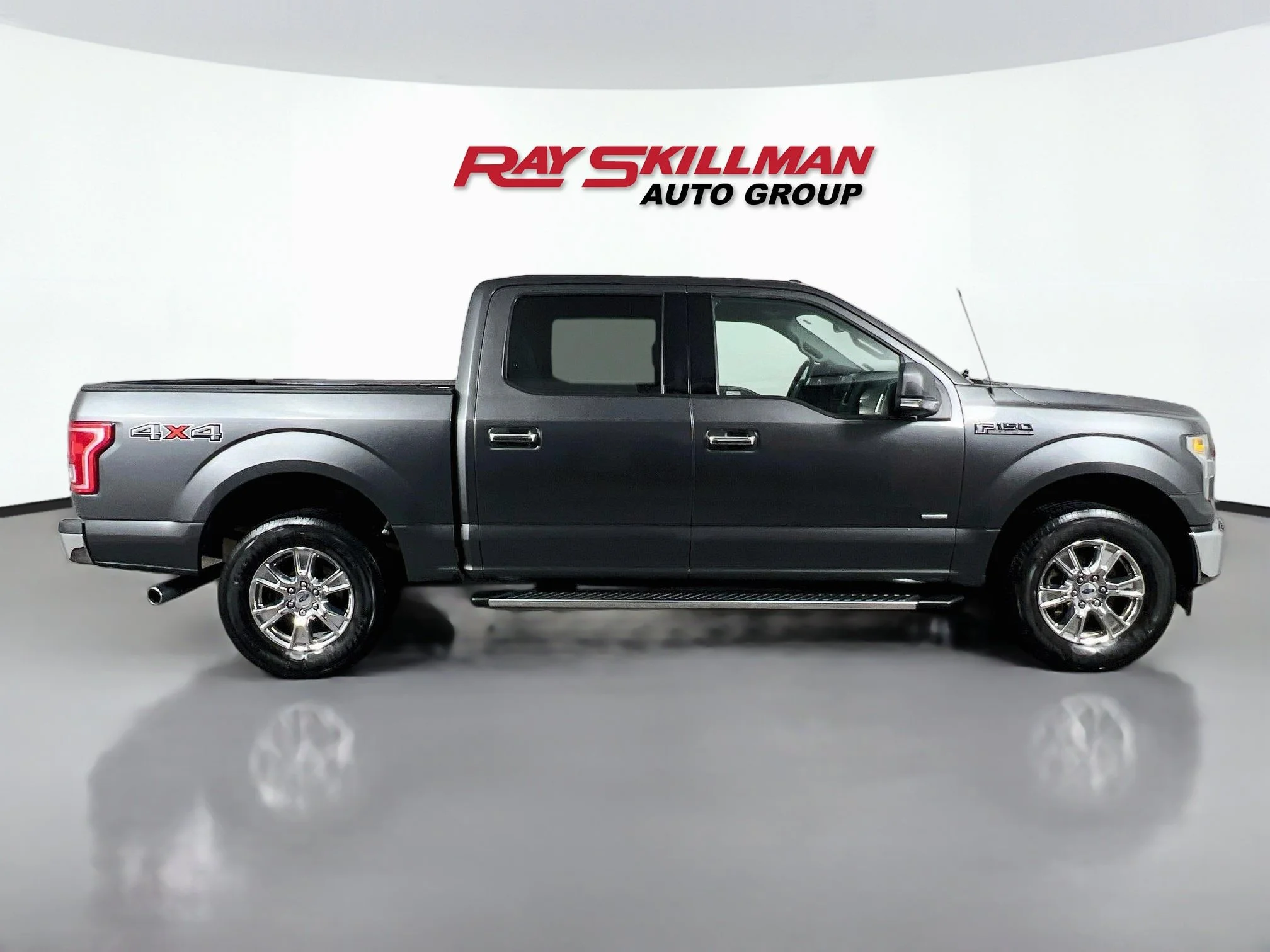 2017 Ford F-150 XLT - Photo 8