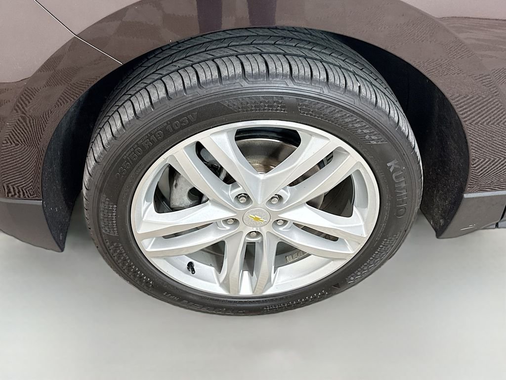 Used 2020 Chocolate Metallic Chevrolet Premier image 35