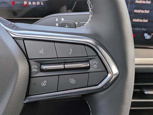 New 2027 Summit White Chevrolet LT image 24