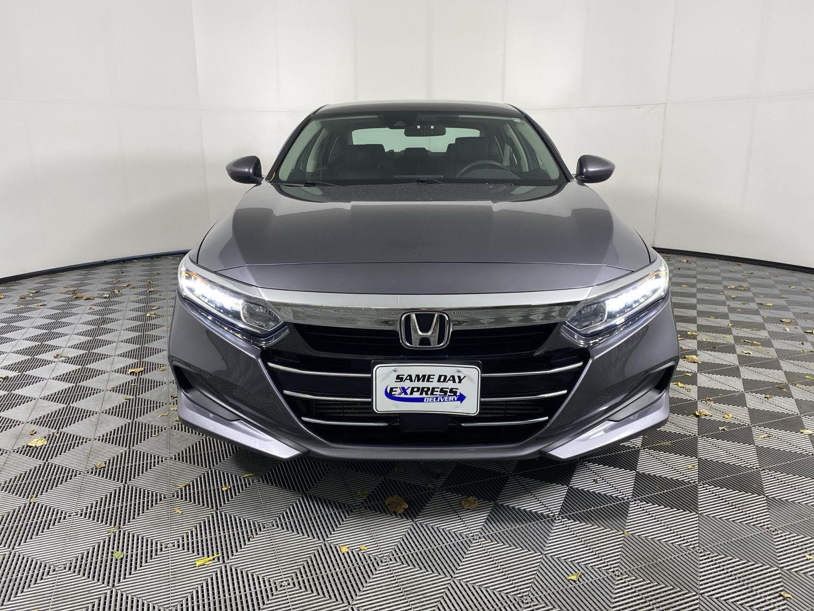 Used 2022 Modern Steel Metallic Honda LX image 2