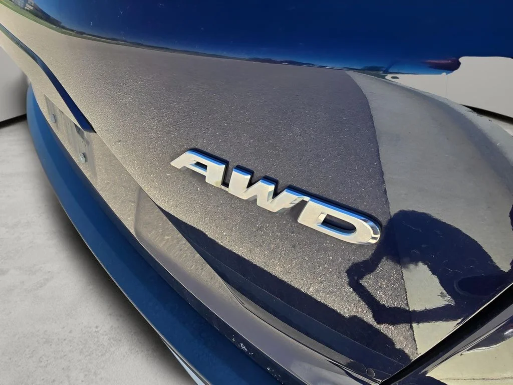 Used 2018 Obsidian Blue Pearl Honda EX-L image 30