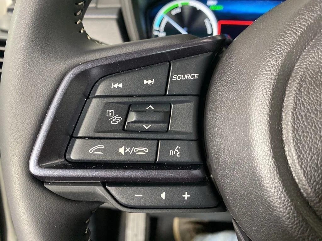 2025 Subaru Forester Limited - Photo 26