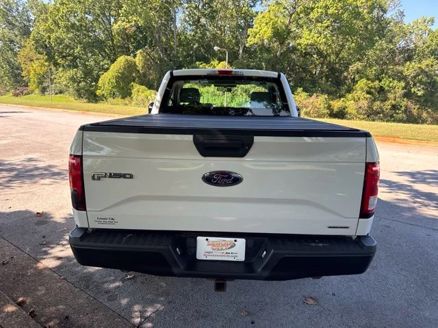 Used 2016 White Ford XL image 6