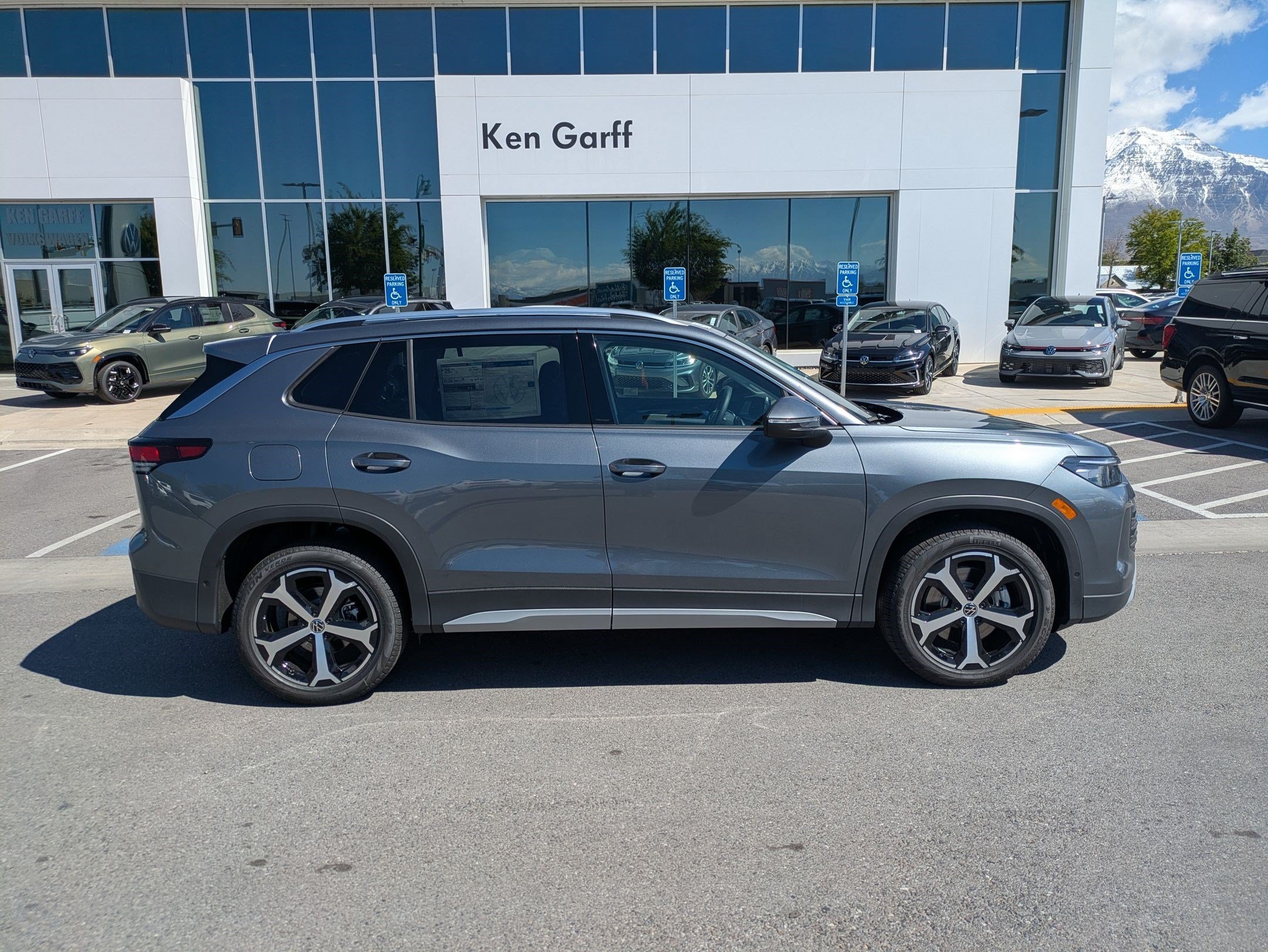 New 2026 Platinum Gray Metallic Volkswagen SE image 2