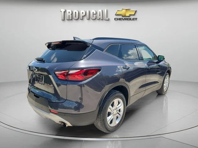 Used 2021 IRON GRAY METALLIC Chevrolet LT image 5