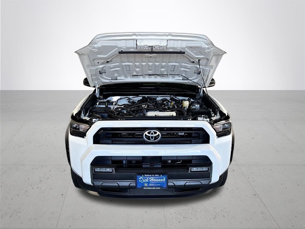 Used 2025 White Toyota SR5 image 21