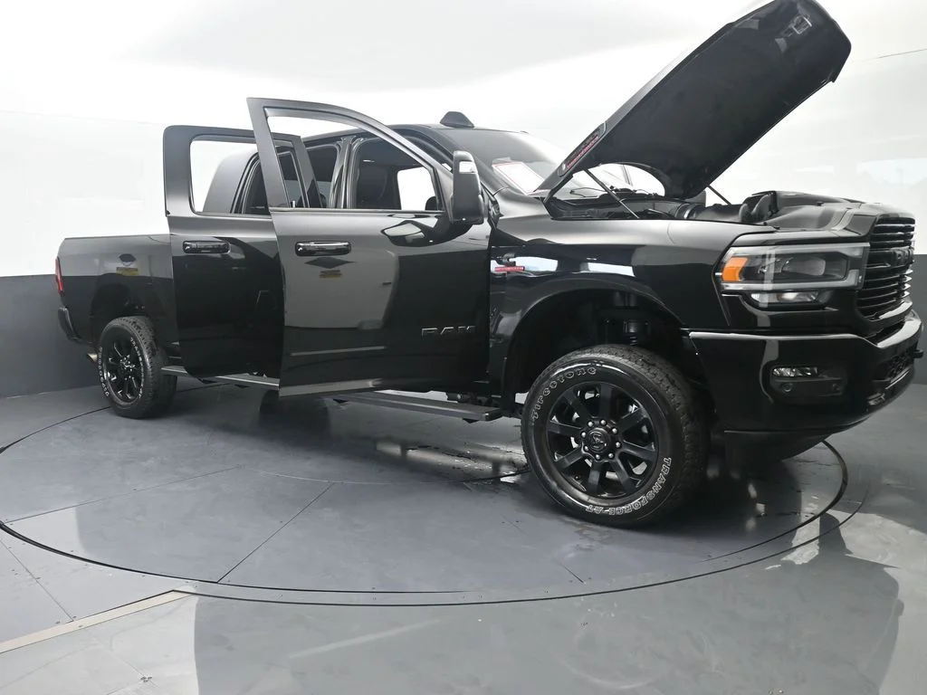 Used 2024 Diamond Black Crystal Pearlcoat Ram Laramie image 78