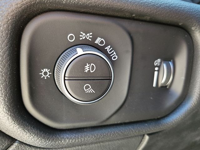 2026 RAM 3500 Tradesman - Photo 14